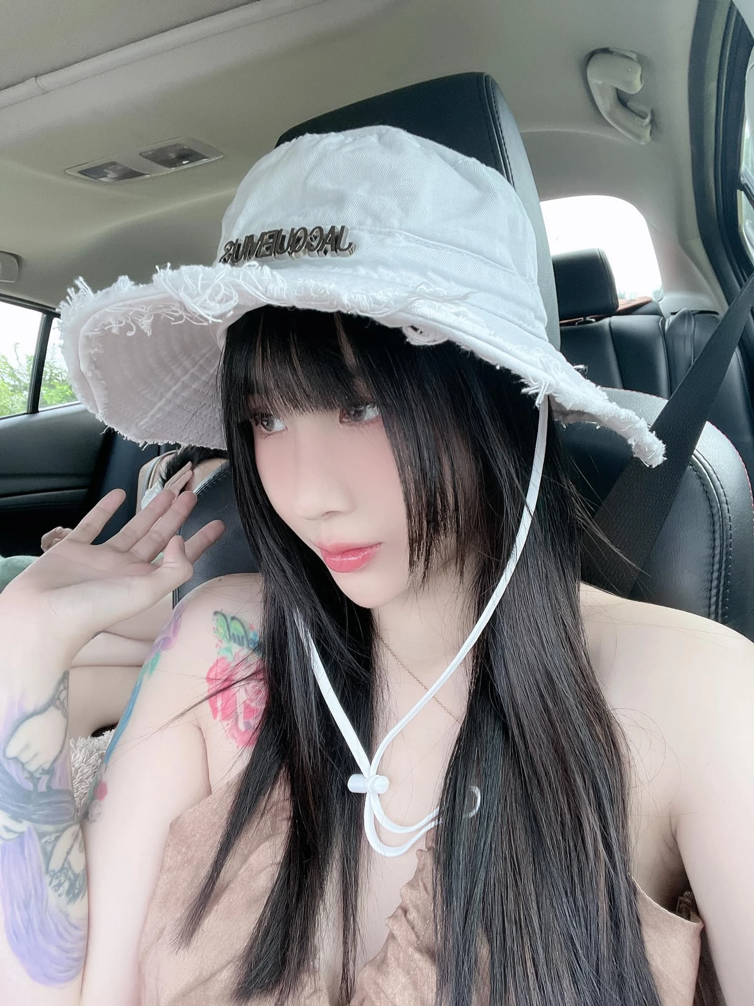 Lê kim linh 8
